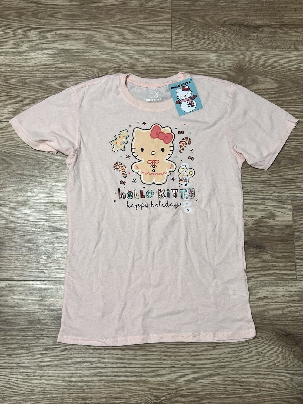 NWT Hello Kitty Happy Holiday Graphic T-Shirt Size Large (A09)